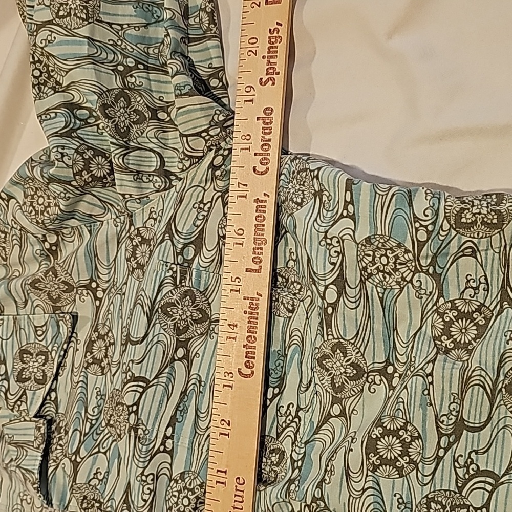 Patagonia button front shirt with roll up sleeve button good condition Size 4 - Picture 5 of 8